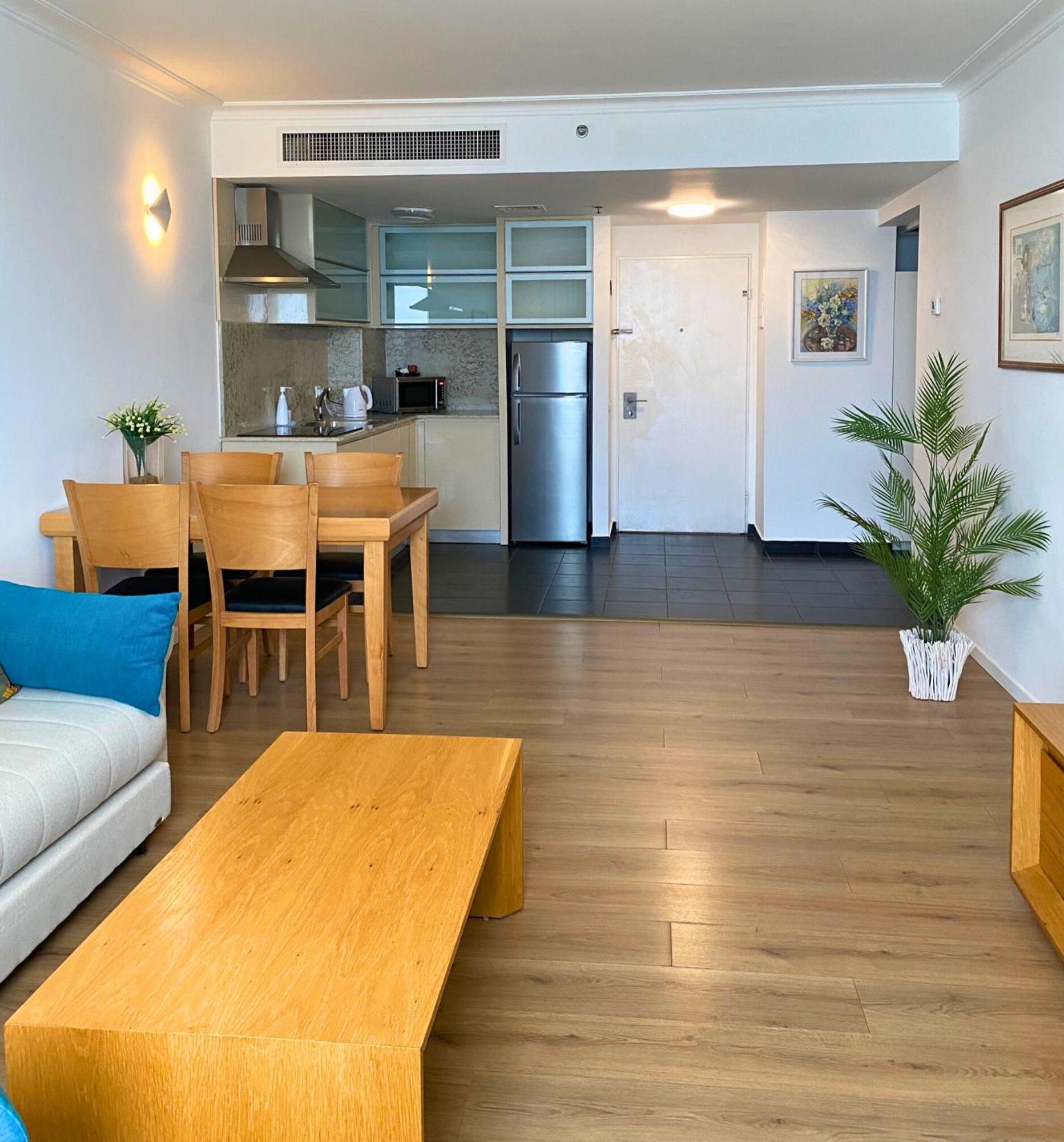 Almog Haifa Israel Apartments מגדלי חוף הכרמל Bagian luar foto