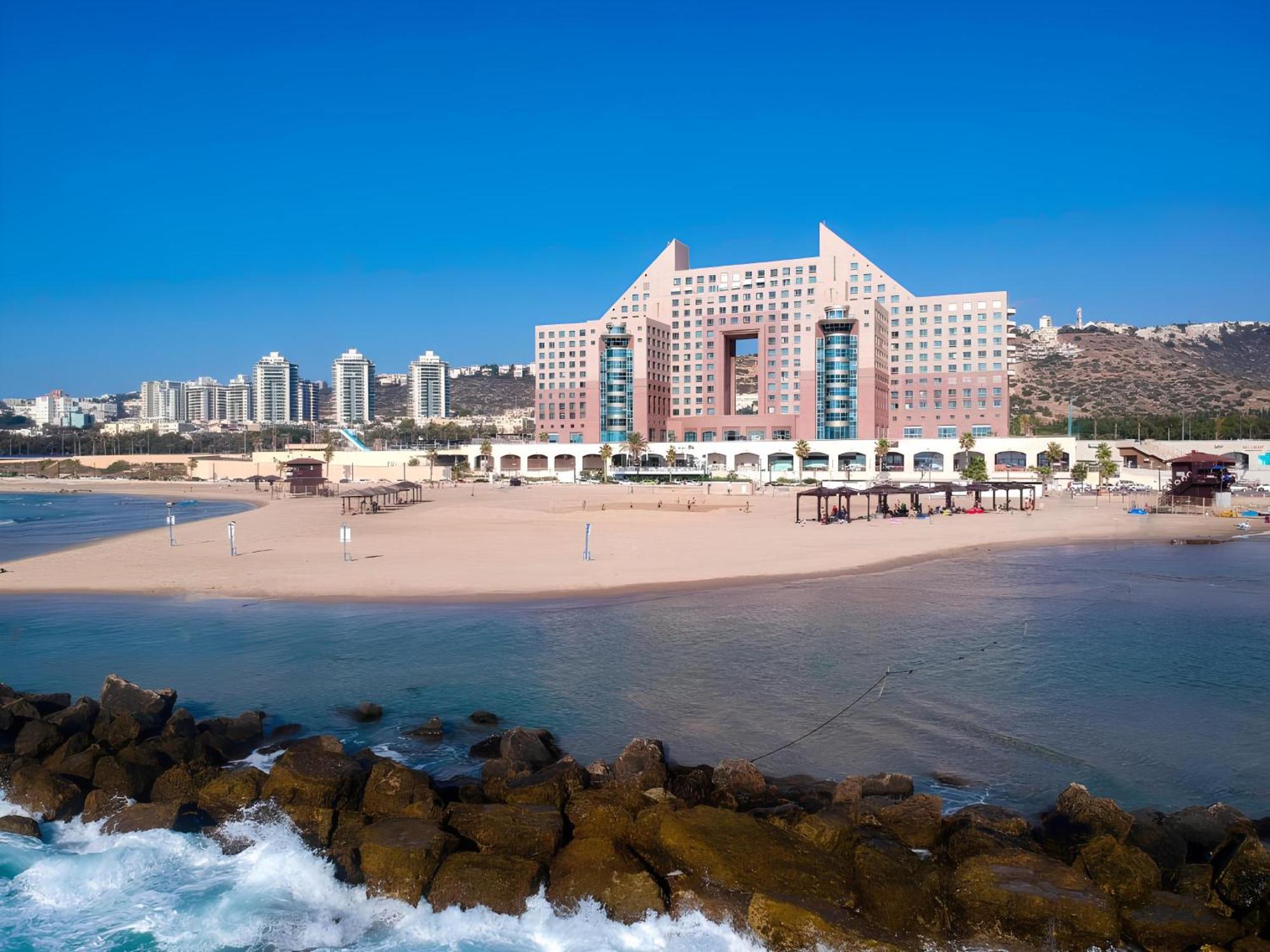 Almog Haifa Israel Apartments מגדלי חוף הכרמל Bagian luar foto